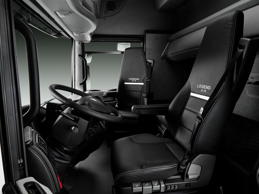  Renault Magnum Legend 2011 года  (фото 4 из 7)